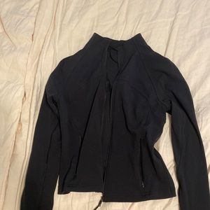 Lululemon cropped define jacket in black. Size 8